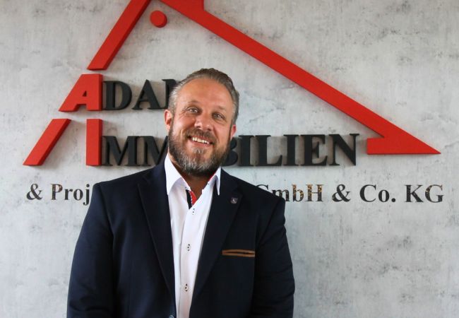 Kontaktinformationen zu Kai Adam